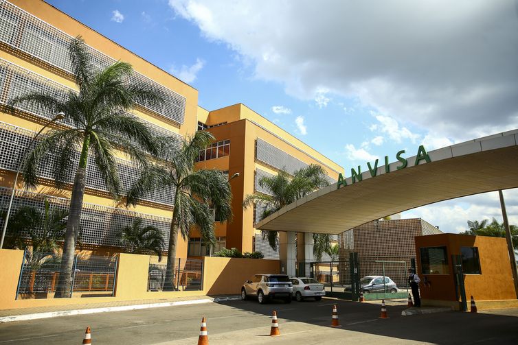 anvisa autoriza realizacao de exame de analise clinica em farmacias