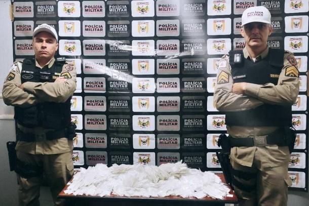 pmrv apreende 5 mil papelotes de cocaina durante operacao dia do trabalhador 984e9