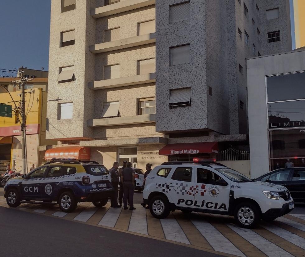 policia investiga morte de jovem que caiu de predio em serra negra 5b1b9